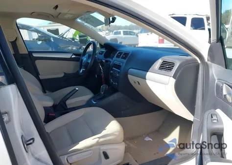 2013 Volkswagen Jetta 2.5L Se z USA, uszkodzony, nr VIN 3VWDP7AJXDM360924